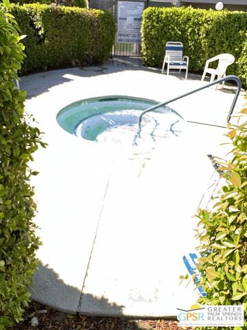 2615 N Whitewater Club Drive A, Palm Springs, CA 92262