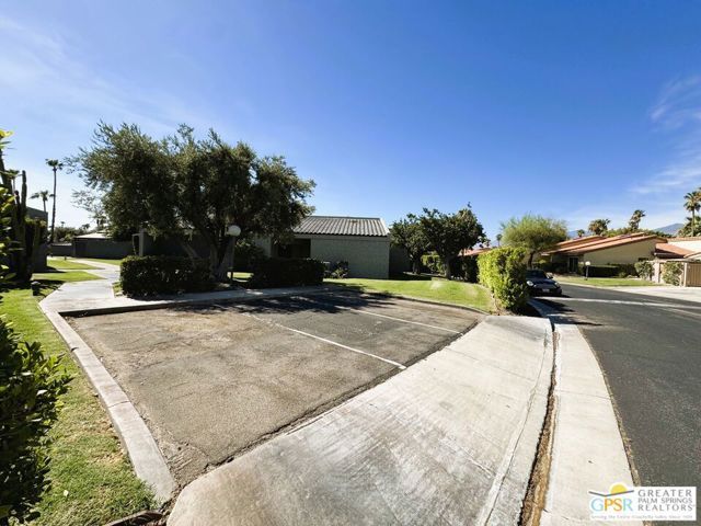 2615 N Whitewater Club Drive A, Palm Springs, CA 92262