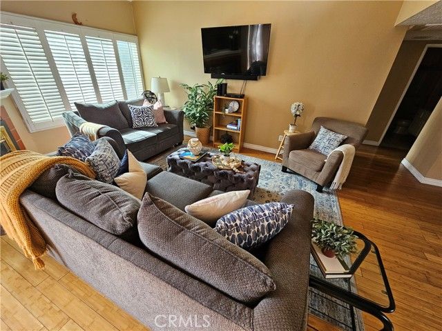 9431 Shadowood Drive E, Montclair, CA 91763