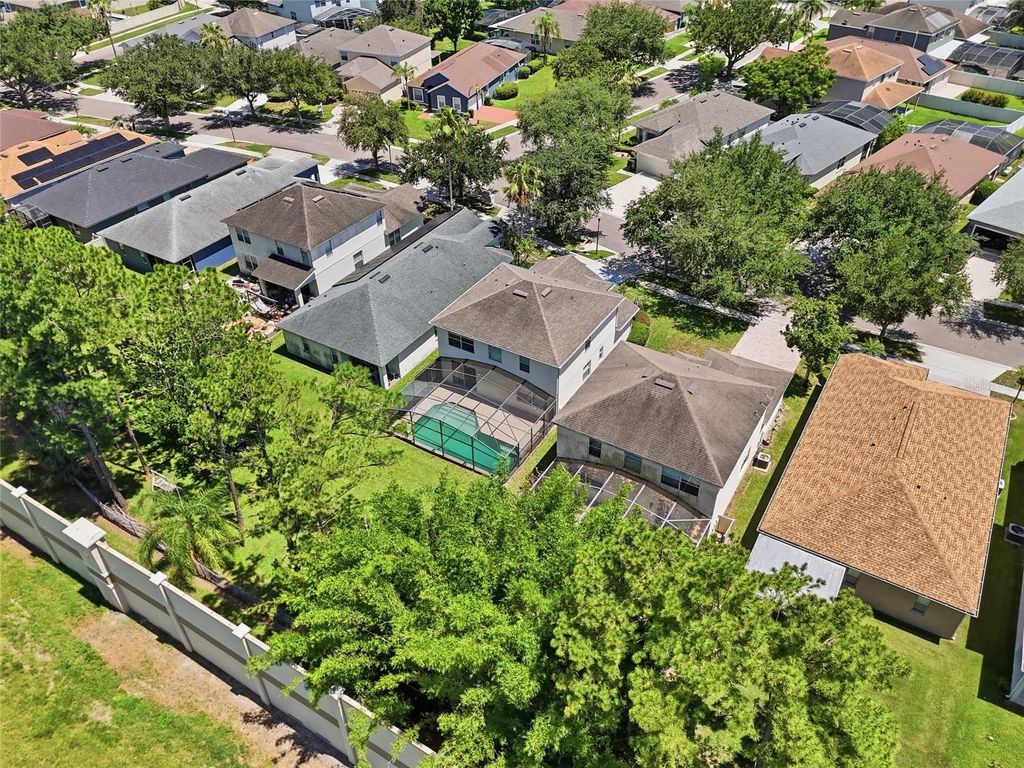 Image 28 of property listing at 5007 BELLTHORN DRIVE, Orlando, FL 32837