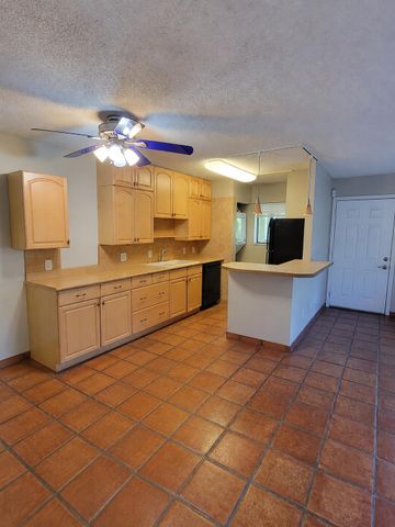 632 Trace Circle 102, Deerfield Beach, FL 33441