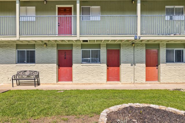 806 E 13th ST 104, Georgetown, TX 78626