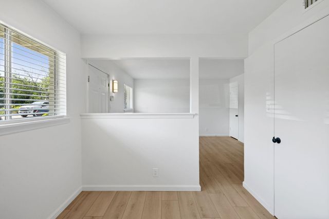 806 E 13th ST 104, Georgetown, TX 78626