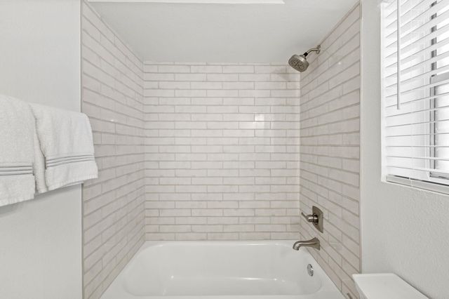 806 E 13th ST 104, Georgetown, TX 78626