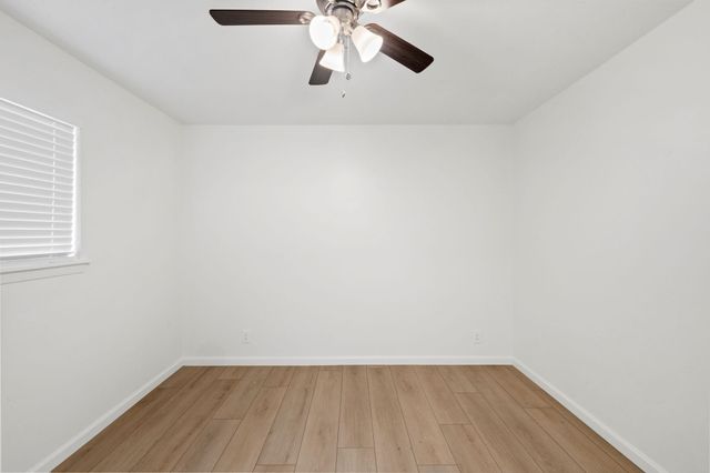 806 E 13th ST 104, Georgetown, TX 78626
