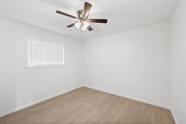 806 E 13th ST 104, Georgetown, TX 78626