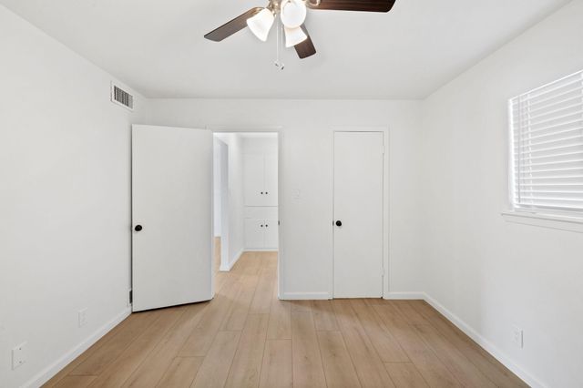 806 E 13th ST 104, Georgetown, TX 78626