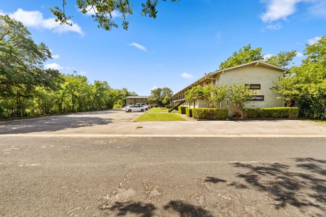 806 E 13th ST 104, Georgetown, TX 78626