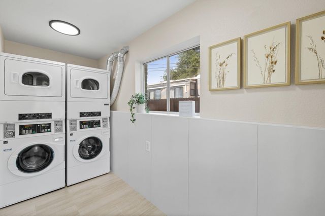 806 E 13th ST 104, Georgetown, TX 78626