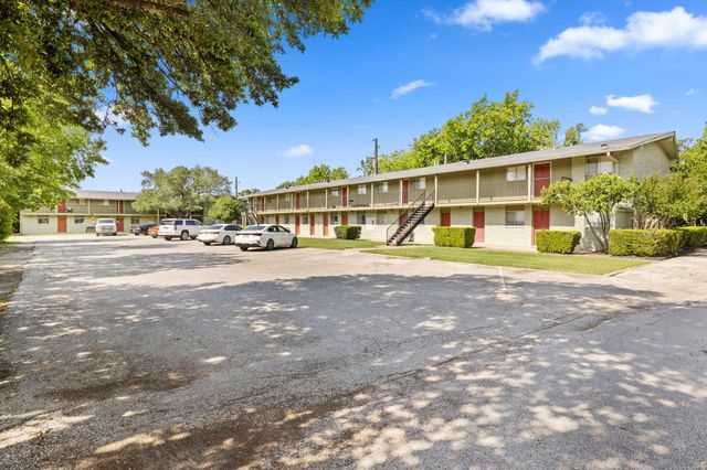 806 E 13th ST 104, Georgetown, TX 78626