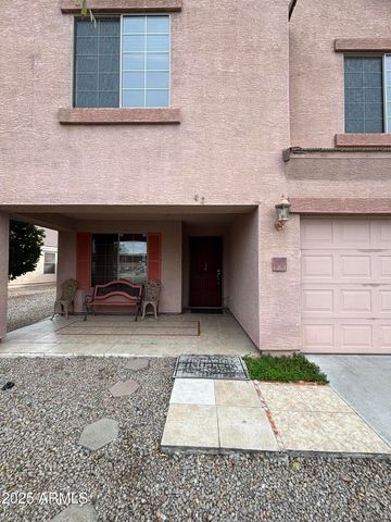 10527 W PAPAGO Street, Tolleson, AZ 85353
