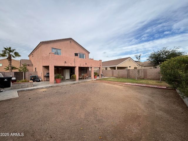 10527 W PAPAGO Street, Tolleson, AZ 85353
