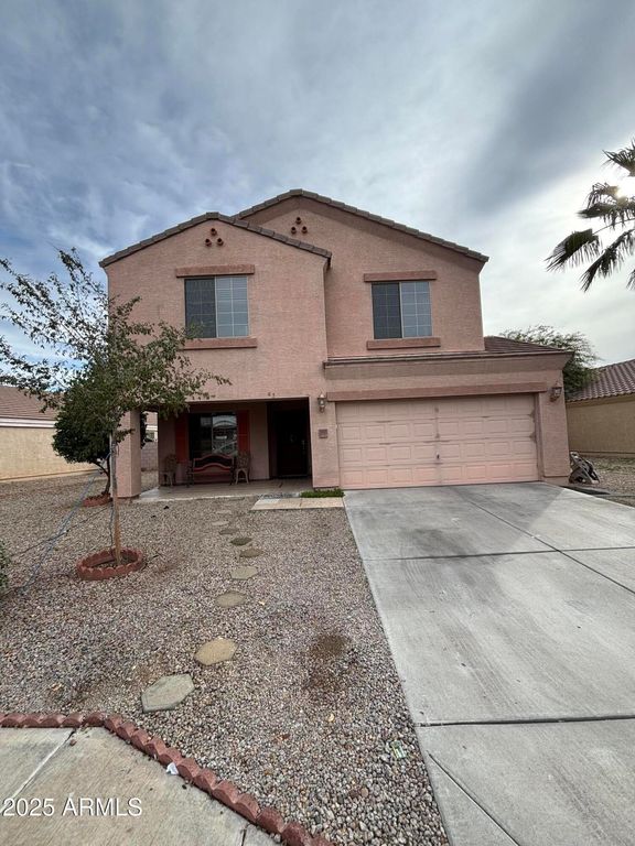 10527 W PAPAGO Street, Tolleson, AZ 85353