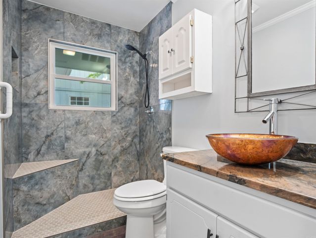 2 Jerez Ln., Hot Springs Village, AR 71909