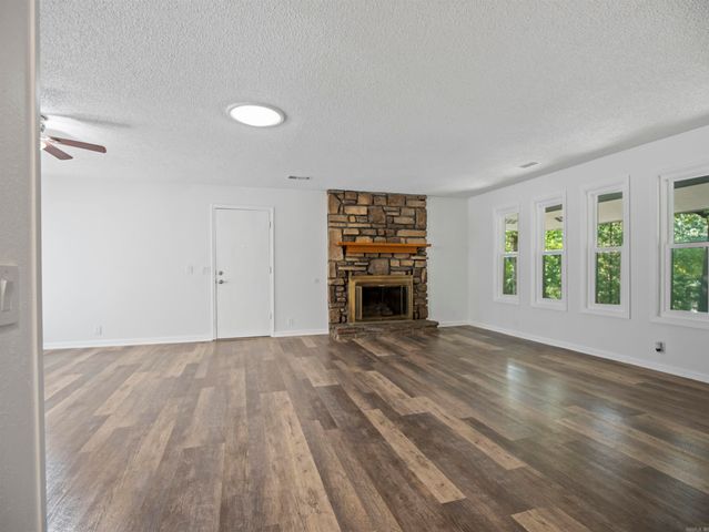 2 Jerez Ln., Hot Springs Village, AR 71909