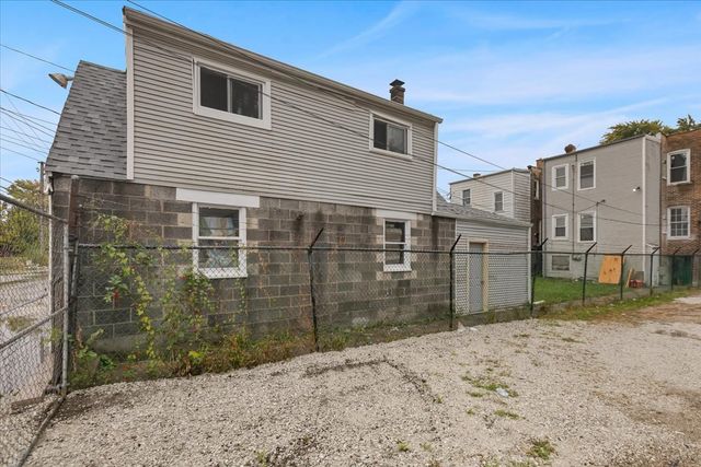 4626 W Monroe Street, Chicago, IL 60644