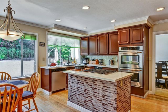5065 Muirwood Drive, Pleasanton, CA 94588