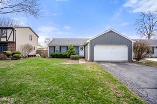 524 Bennington Drive, Maumee, OH 43537