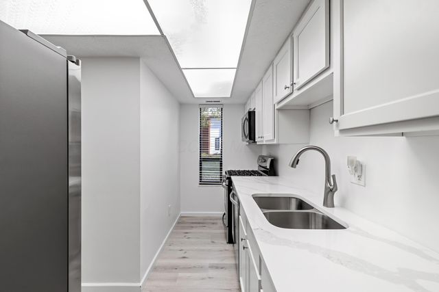 89 Lancelot Lane, Westerville, OH 43081