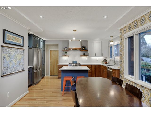 4145 Se KNAPP St, Portland, OR 97202