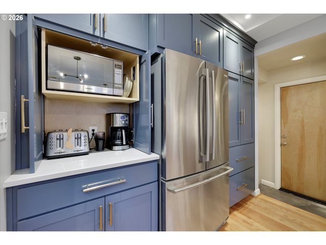 4145 Se KNAPP St, Portland, OR 97202