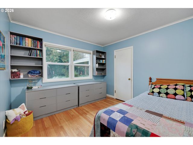 4145 Se KNAPP St, Portland, OR 97202