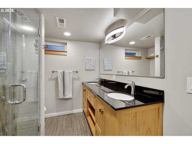 4145 Se KNAPP St, Portland, OR 97202