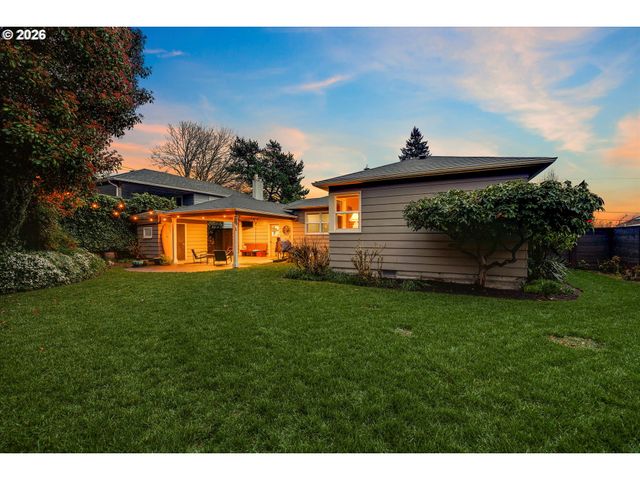 4145 Se KNAPP St, Portland, OR 97202