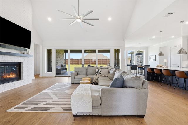 328 Wimberley Drive, Haslet, TX 76052