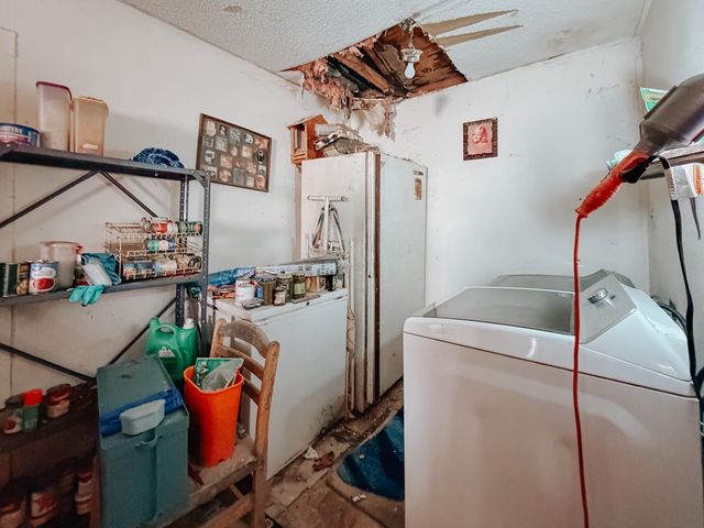 103 S Sinclair Avenue, Kerens, TX 75144