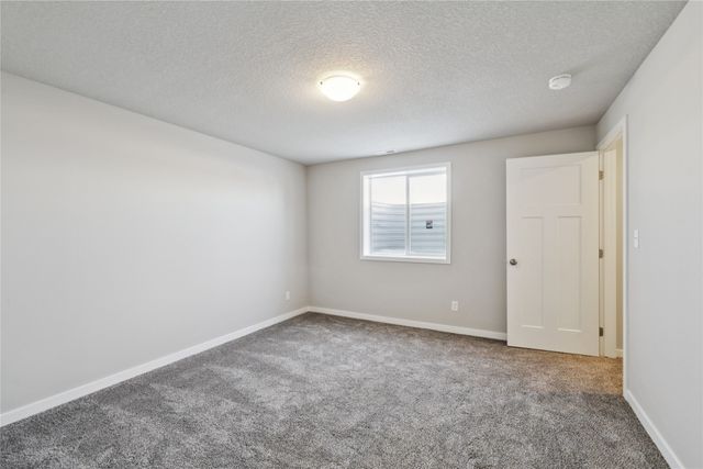 1465 NW Bull Run Court, Waukee, IA 50263