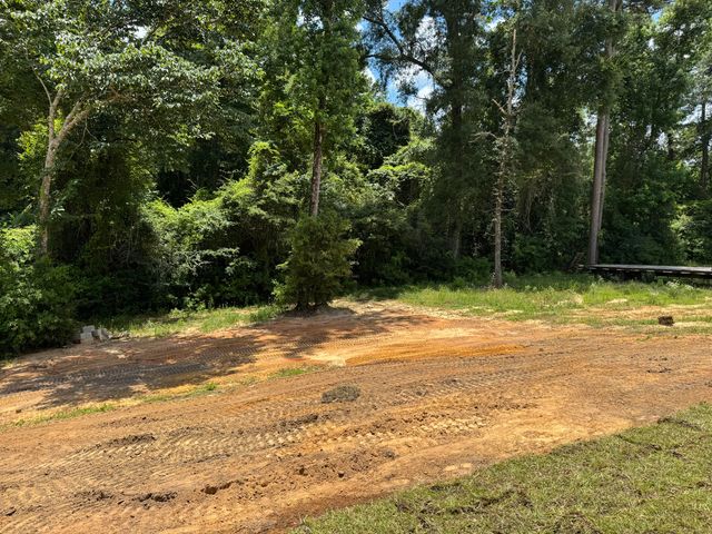2189 Old Highway 24, Hattiesburg, MS 39402