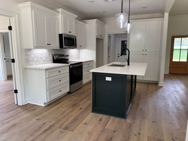 2189 Old Highway 24, Hattiesburg, MS 39402