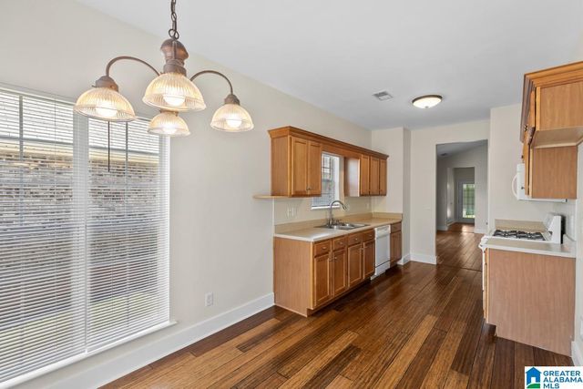 4780 LONGMEADOW DRIVE, Bessemer, AL 35022