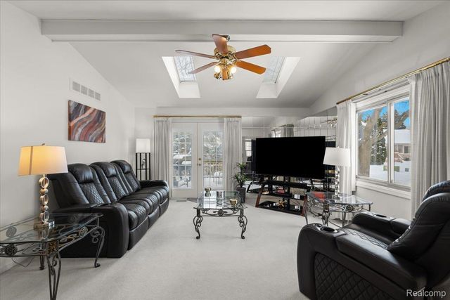 42158 Blossom Lane, Clinton Charter Township, MI 48038