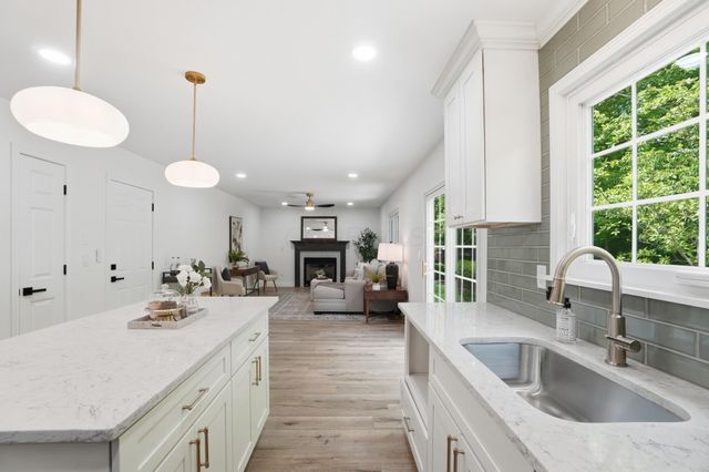 696 Tree Bend Court, Westerville, OH 43082