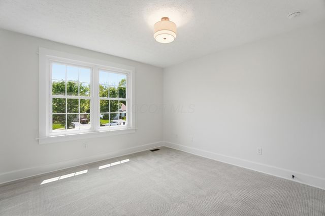 696 Tree Bend Court, Westerville, OH 43082