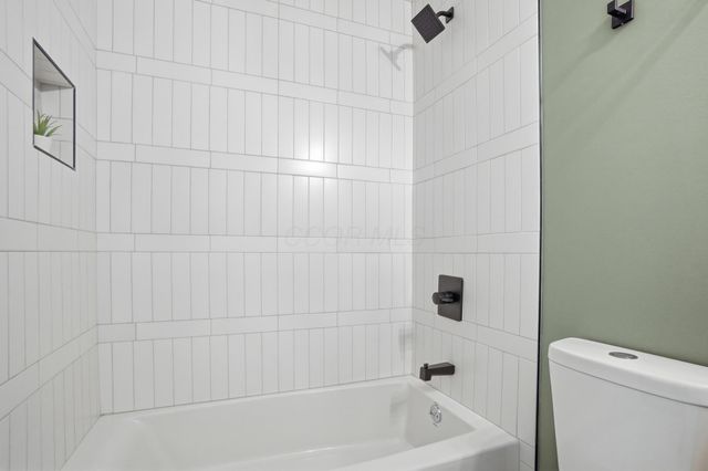 696 Tree Bend Court, Westerville, OH 43082