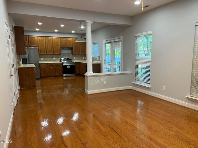 290 Joshua Glen Lane, Cary, NC 27519