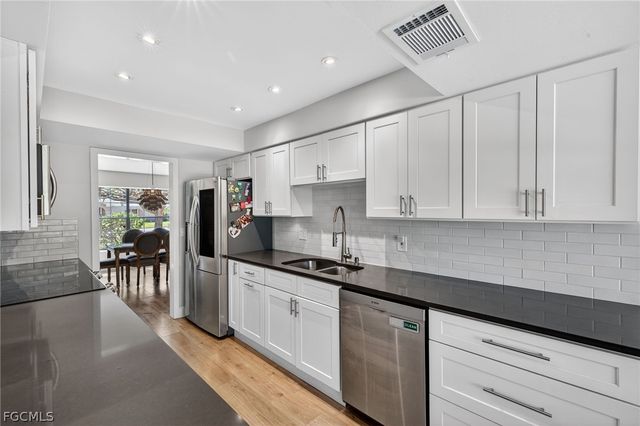 693 Astarias CIR, Fort Myers, FL 33919