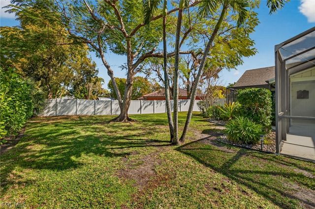 693 Astarias CIR, Fort Myers, FL 33919