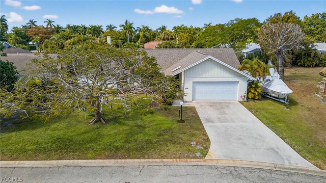 693 Astarias CIR, Fort Myers, FL 33919