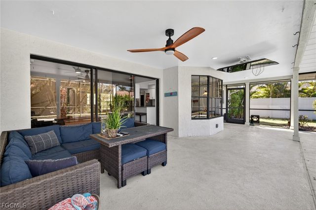 693 Astarias CIR, Fort Myers, FL 33919