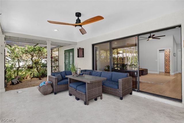 693 Astarias CIR, Fort Myers, FL 33919