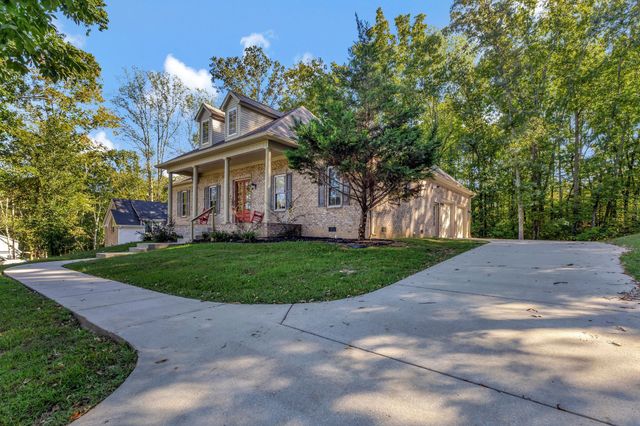 108 Brook Hollow Ct, Bon Aqua, TN 37025