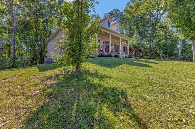 108 Brook Hollow Ct, Bon Aqua, TN 37025