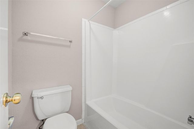 1112 Bering Drive 68, Houston, TX 77057