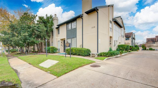 1112 Bering Drive 68, Houston, TX 77057