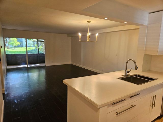 110 NW 70th Street 1030, Boca Raton, FL 33487