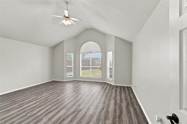 1033 Suffolk Lane, Cedar Hill, TX 75104